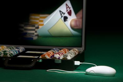 How does Poker Works In Online casino